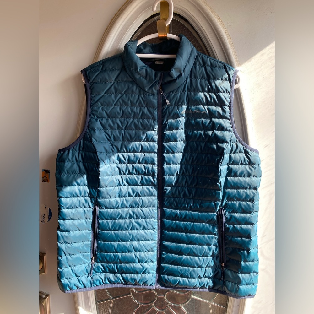 🩵 Eddie Bauer Women’s Packable 650 Down Vest - XL